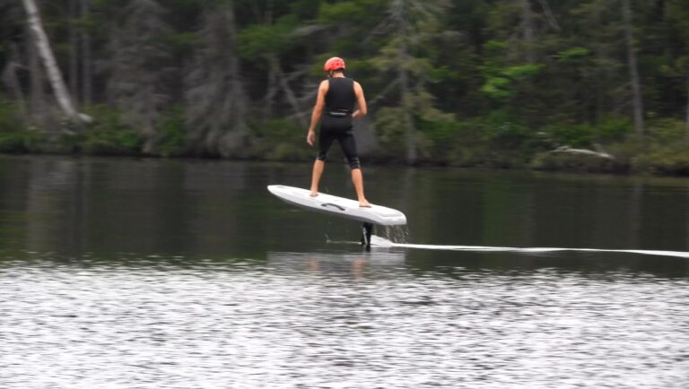 Pleasant Lake with the Chainskimmers